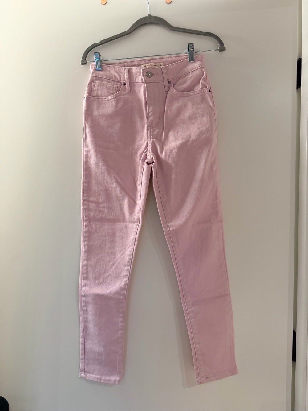 Levi's 721 Women's High Rise Skinny Jeans in Light Pink/Lilac Size 27